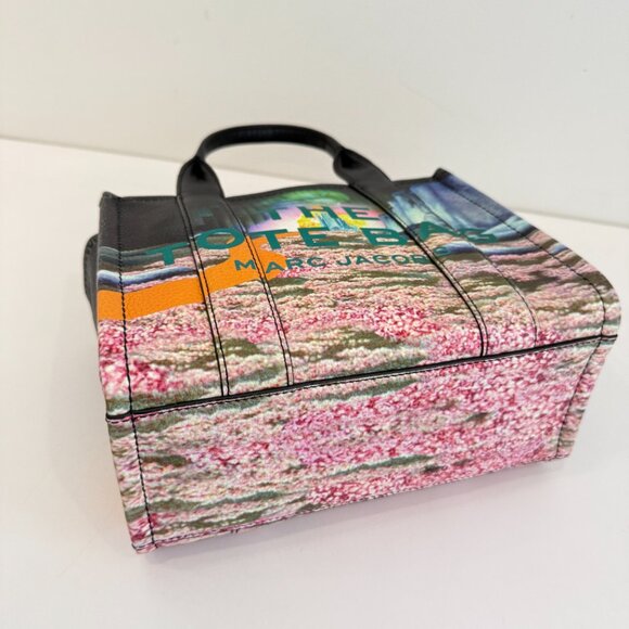 Last 1‼️Marc Jacobs x ‘The Wizard of Oz’ CITY LEATHER SMALL TOTE - Picture 6 of 11